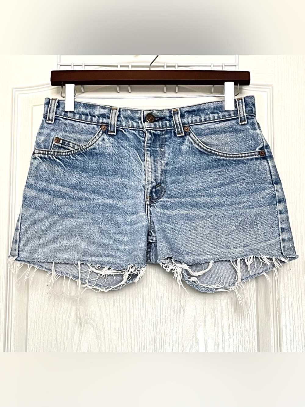 Vintage Levi’s Orange Tab High Rise Cutfoffs Shorts Size 31 Husky Fits Women’s L
